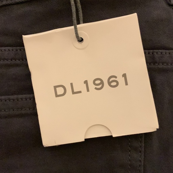 DL1961 Girls Jeans - Size 14 - Picture 2 of 4